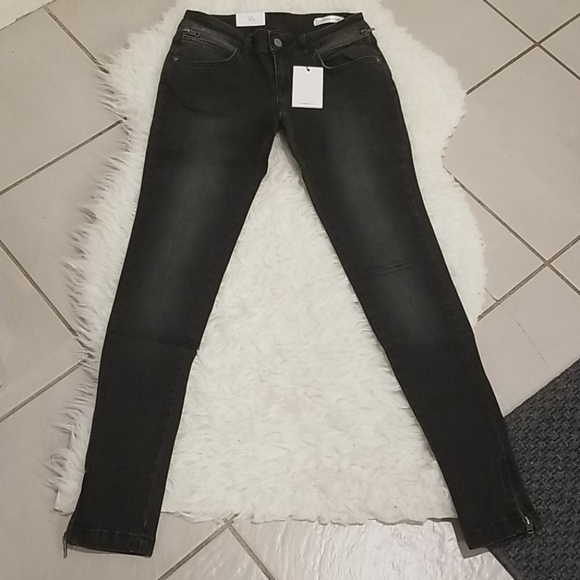 💕ANINE BING💕 CROPPED JEAN WITH ZIPPERS CHARCOAL - Picture 9 of 16